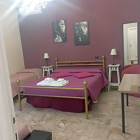 B&B 